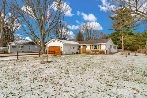 A home in Fort Gratiot