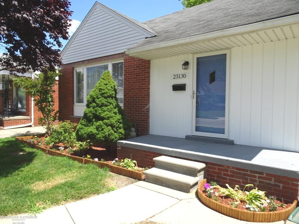 Eastpointe, Michigan 48021, United States, 3 Bedrooms Bedrooms, ,2 BathroomsBathrooms,Residential,Active,164132