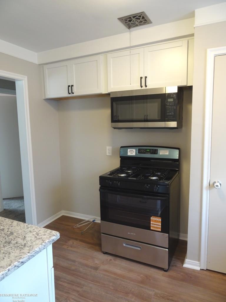 Eastpointe, Michigan 48021, United States, 3 Bedrooms Bedrooms, ,2 BathroomsBathrooms,Residential,Active,164132