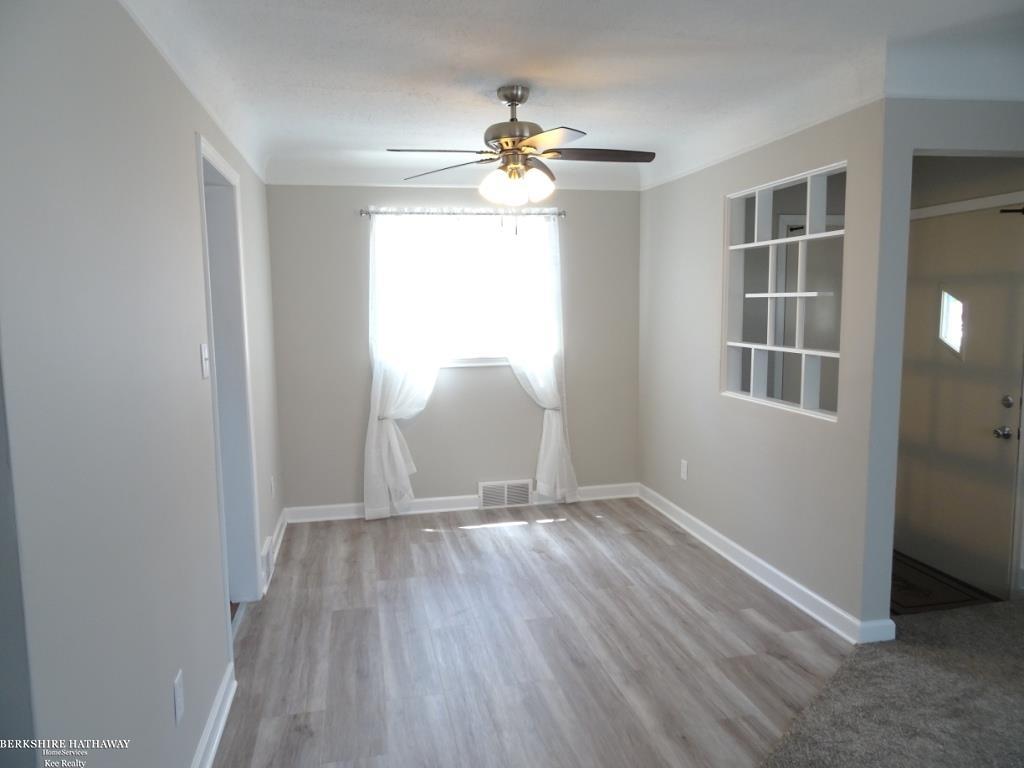 Eastpointe, Michigan 48021, United States, 3 Bedrooms Bedrooms, ,2 BathroomsBathrooms,Residential,Active,164132