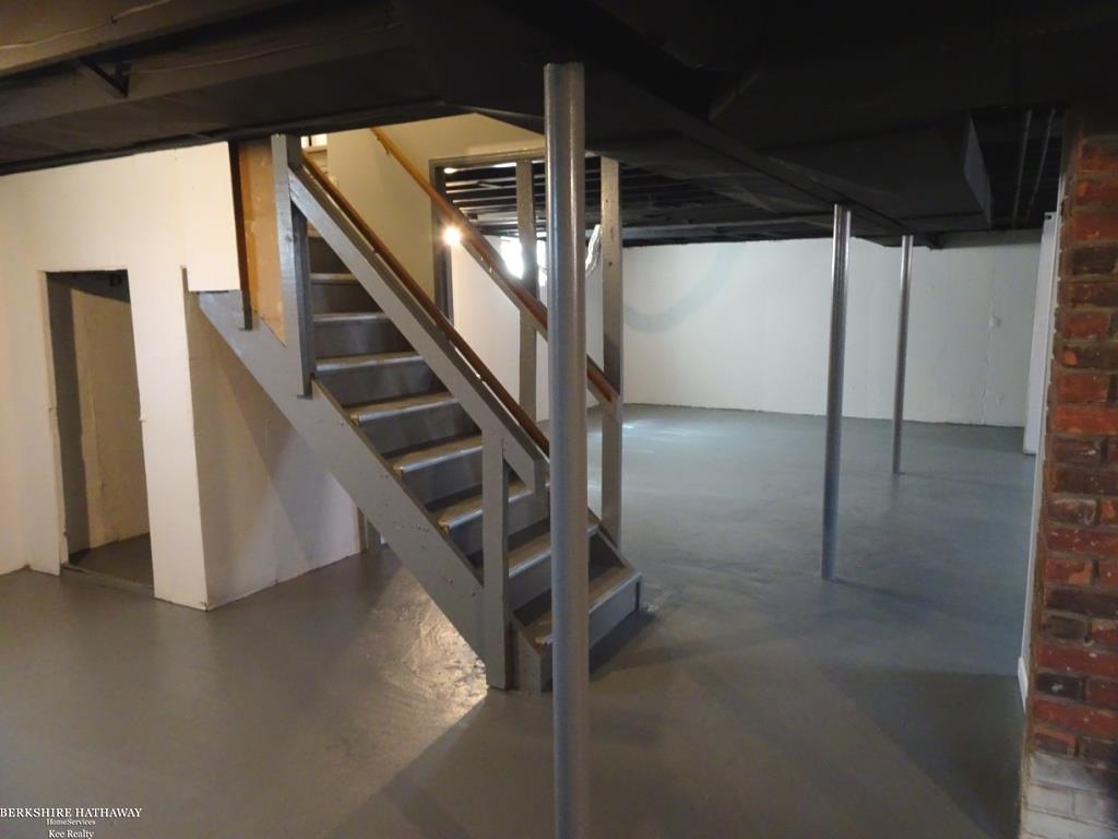 Eastpointe, Michigan 48021, United States, 3 Bedrooms Bedrooms, ,2 BathroomsBathrooms,Residential,Active,164132