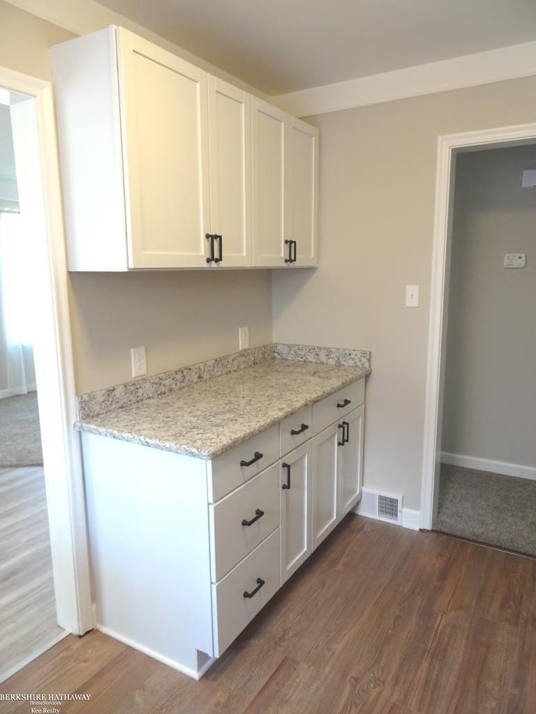 Eastpointe, Michigan 48021, United States, 3 Bedrooms Bedrooms, ,2 BathroomsBathrooms,Residential,Active,164132