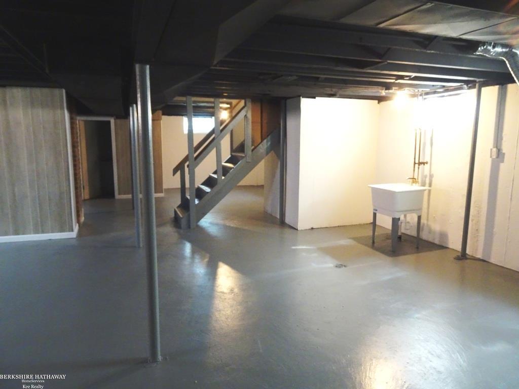 Eastpointe, Michigan 48021, United States, 3 Bedrooms Bedrooms, ,2 BathroomsBathrooms,Residential,Active,164132