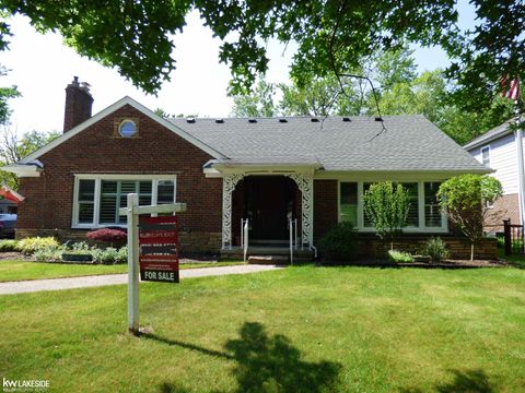 A home in Grosse Pointe Woods