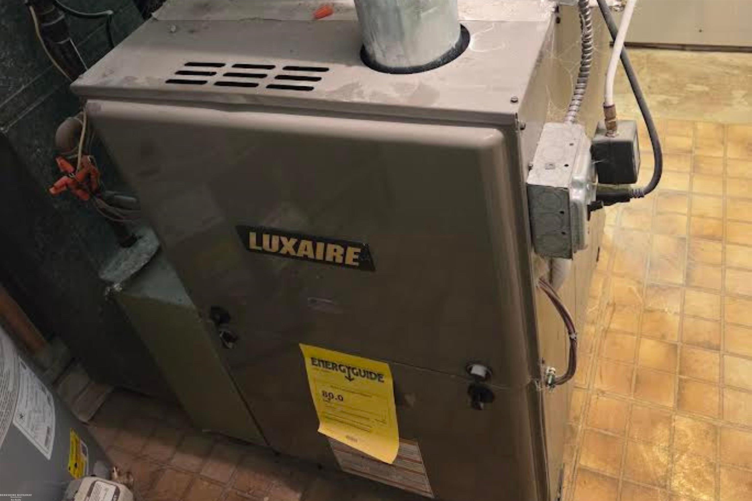 Sterling Heights, Michigan 48312, United States, 4 Bedrooms Bedrooms, ,2 BathroomsBathrooms,Residential,Active,110557