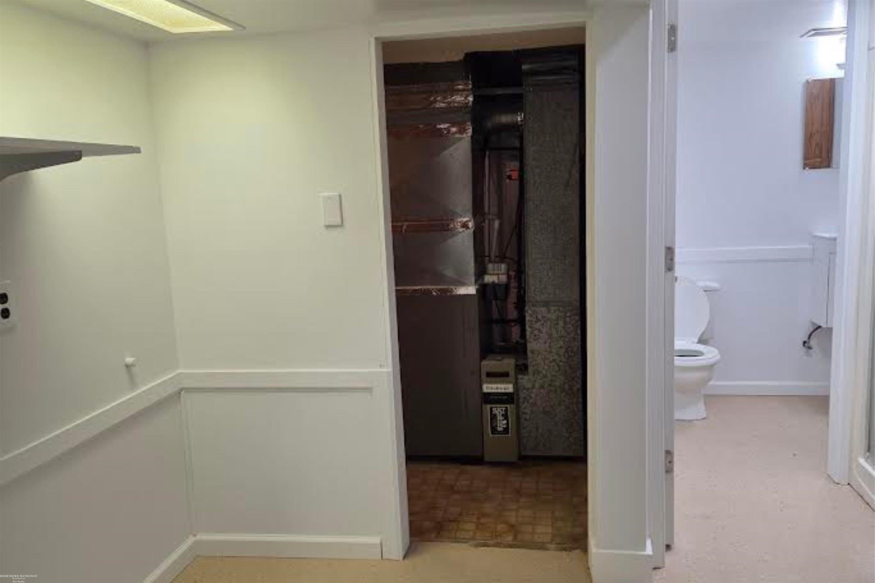 Sterling Heights, Michigan 48312, United States, 4 Bedrooms Bedrooms, ,2 BathroomsBathrooms,Residential,Active,110557