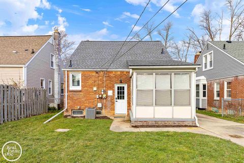 A home in Grosse Pointe Woods