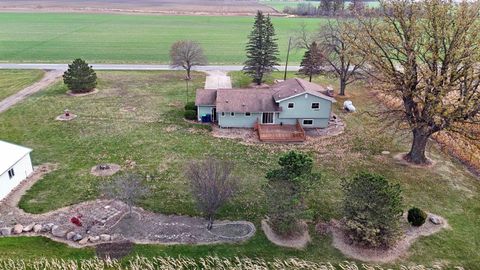 A home in New Lothrop