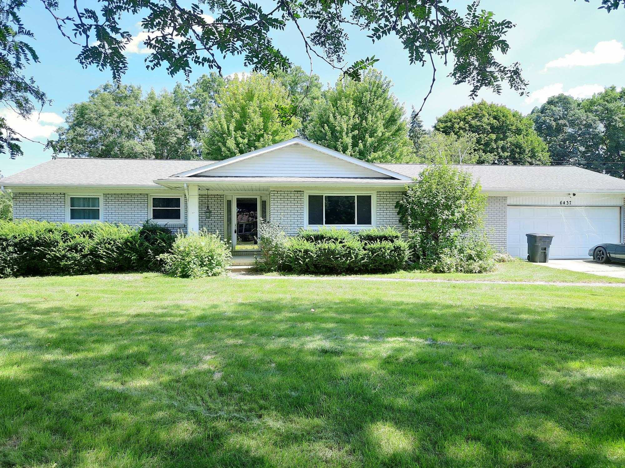 View Grand Blanc, MI 48439 house
