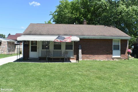 A home in Warren