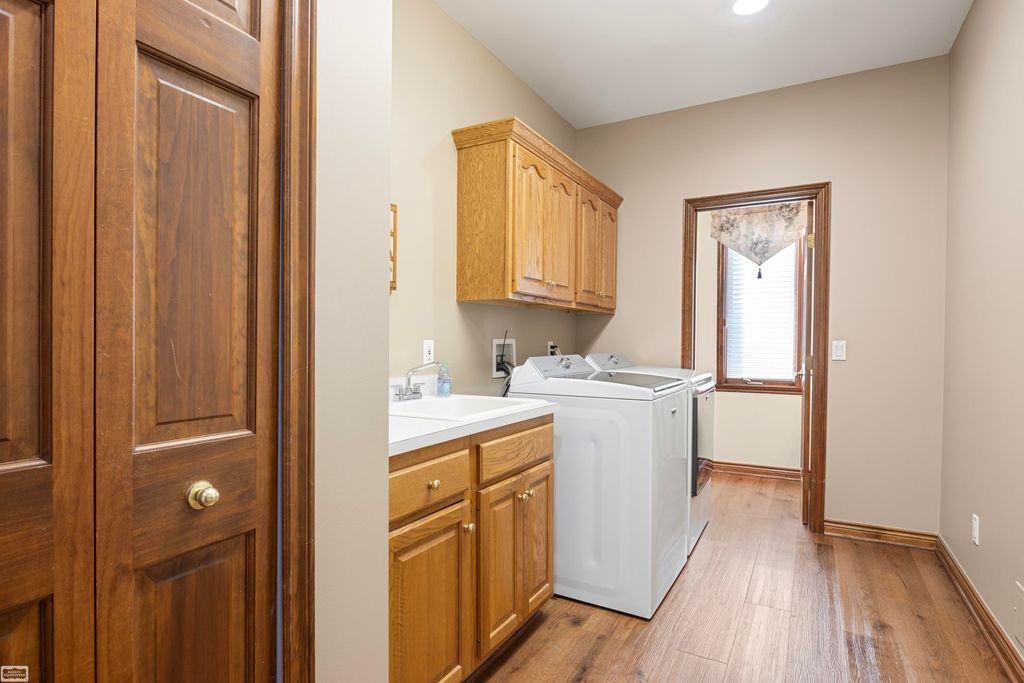 listing image 57