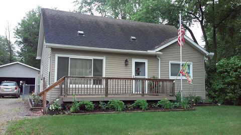 A home in Van Buren Twp