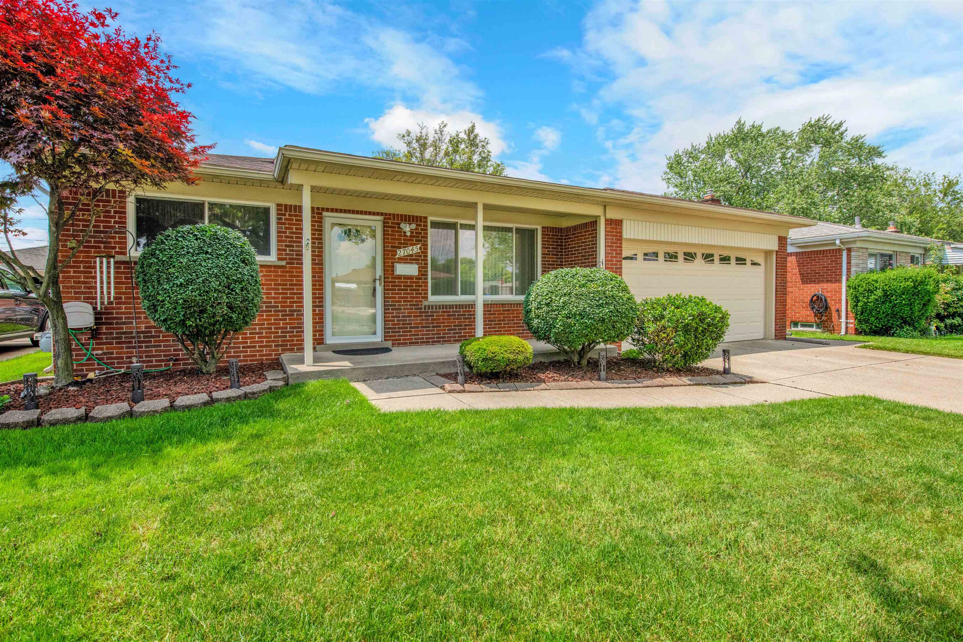 Warren, Michigan 48088, United States, 3 Bedrooms Bedrooms, ,2 BathroomsBathrooms,Residential,Active,161290