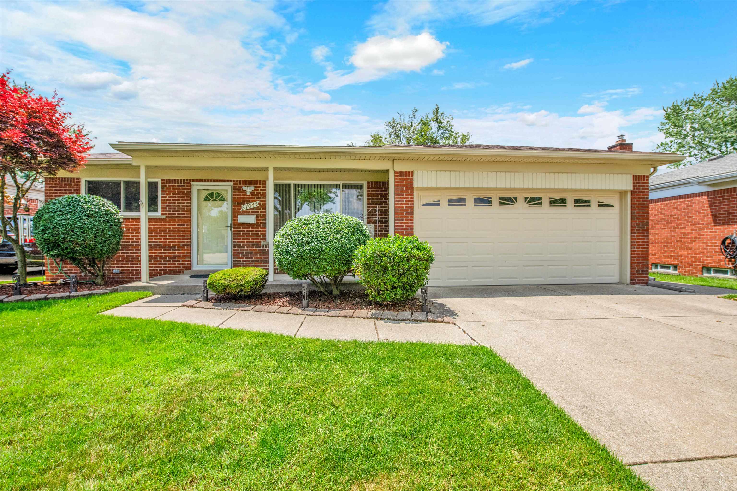 Warren, Michigan 48088, United States, 3 Bedrooms Bedrooms, ,2 BathroomsBathrooms,Residential,Active,161290