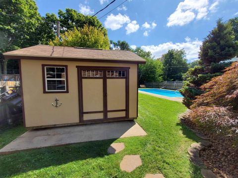 A home in Mount Clemens