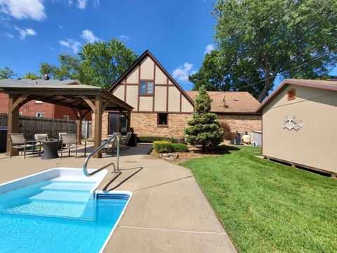 A home in Mount Clemens