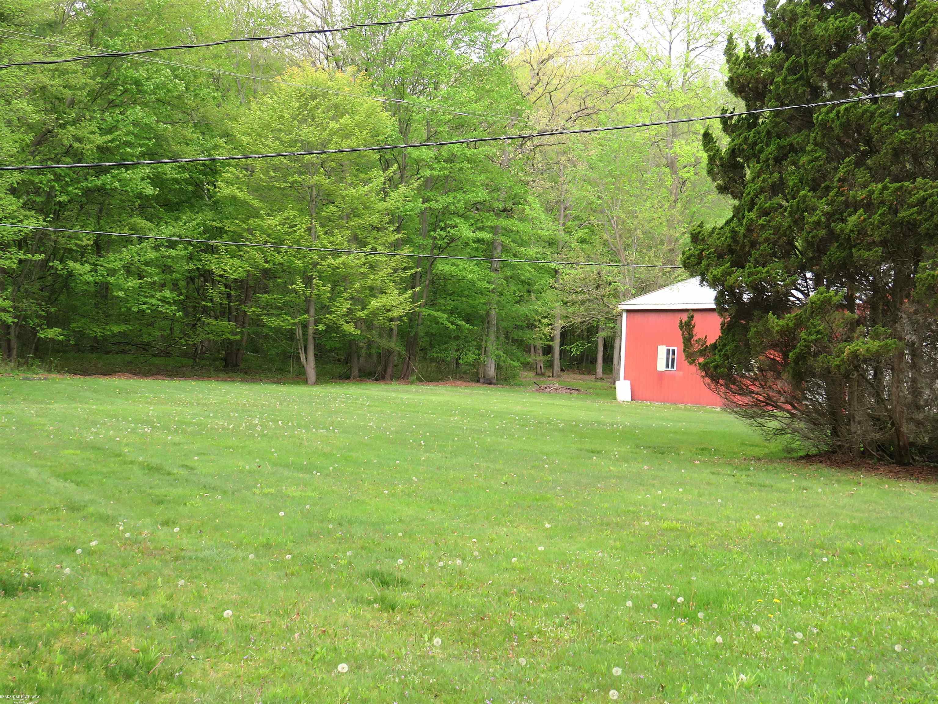 Columbus, Michigan 48063, United States, 3 Bedrooms Bedrooms, ,2 BathroomsBathrooms,Residential,Pending,76926