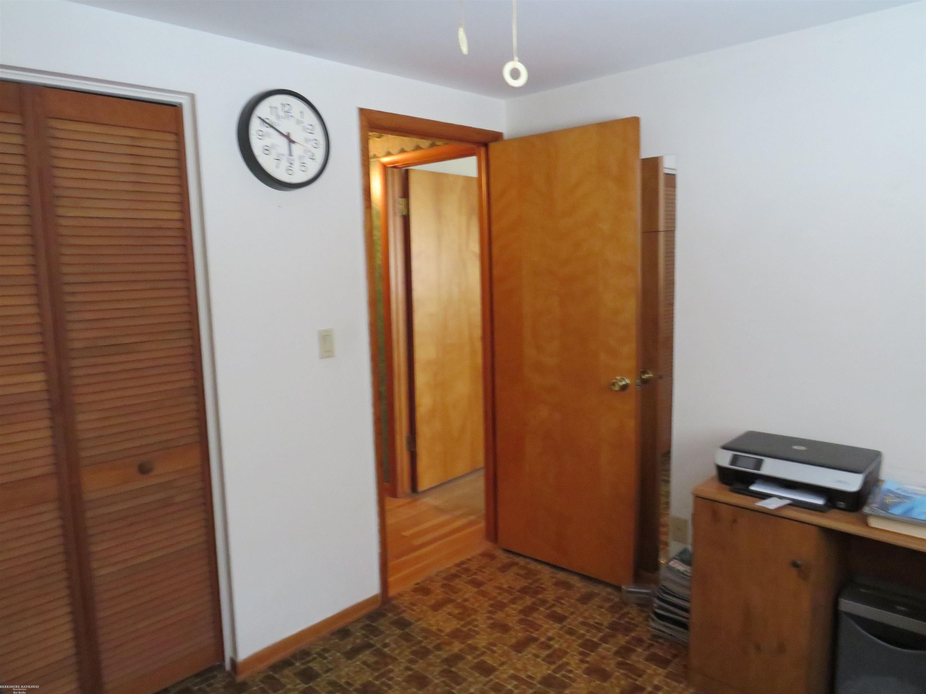 Columbus, Michigan 48063, United States, 3 Bedrooms Bedrooms, ,2 BathroomsBathrooms,Residential,Pending,76926