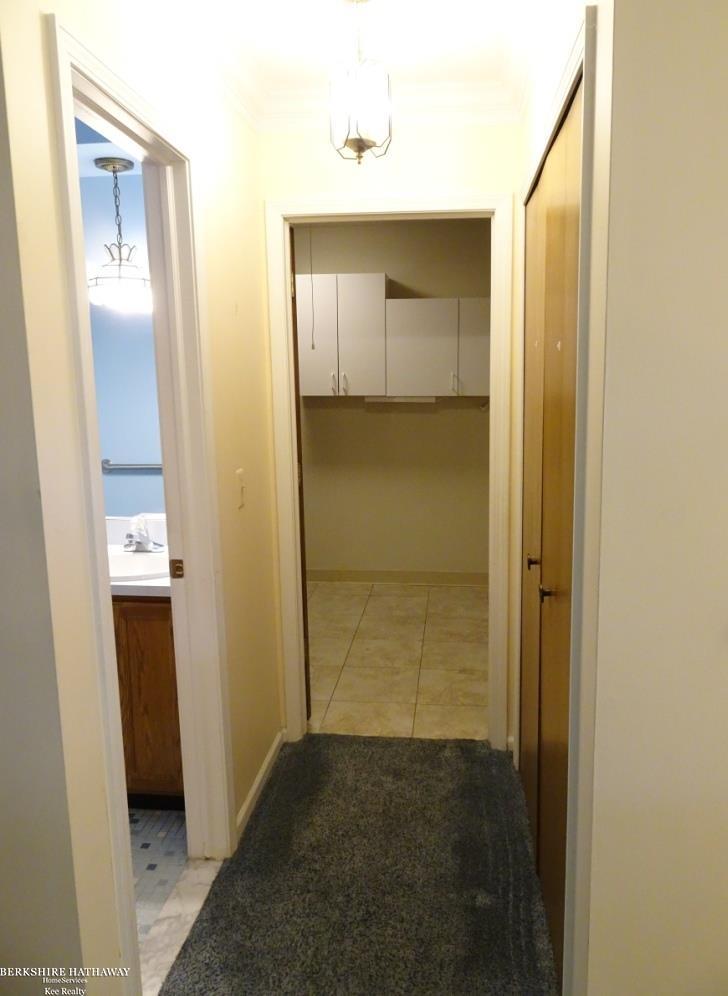 Saint Clair Shores, Michigan 48082, United States, 2 Bedrooms Bedrooms, ,2 BathroomsBathrooms,Residential,Active,139865