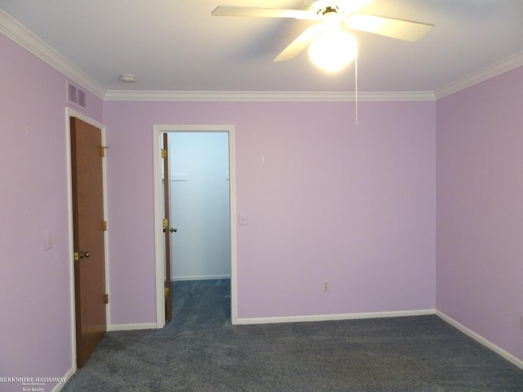 Saint Clair Shores, Michigan 48082, United States, 2 Bedrooms Bedrooms, ,2 BathroomsBathrooms,Residential,Active,139865