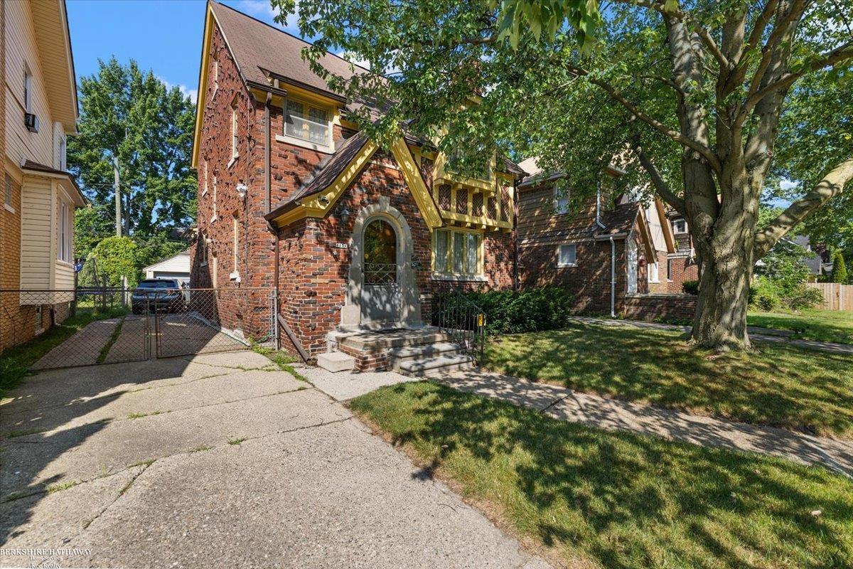 Detroit, Michigan 48224, United States, 3 Bedrooms Bedrooms, ,2 BathroomsBathrooms,Residential,Active,166234