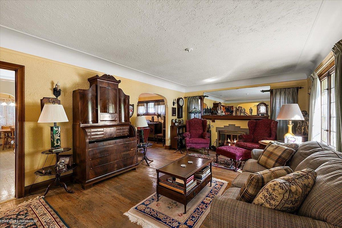 Detroit, Michigan 48224, United States, 3 Bedrooms Bedrooms, ,2 BathroomsBathrooms,Residential,Active,166234