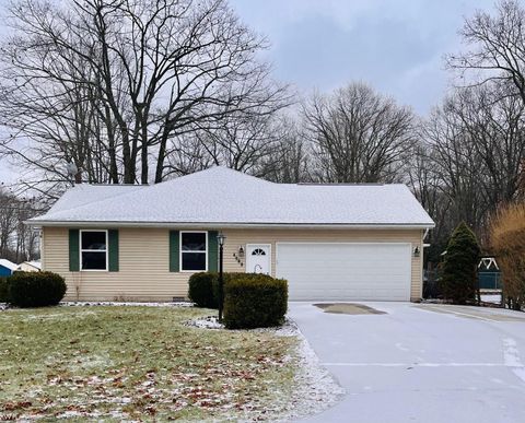 A home in Fort Gratiot