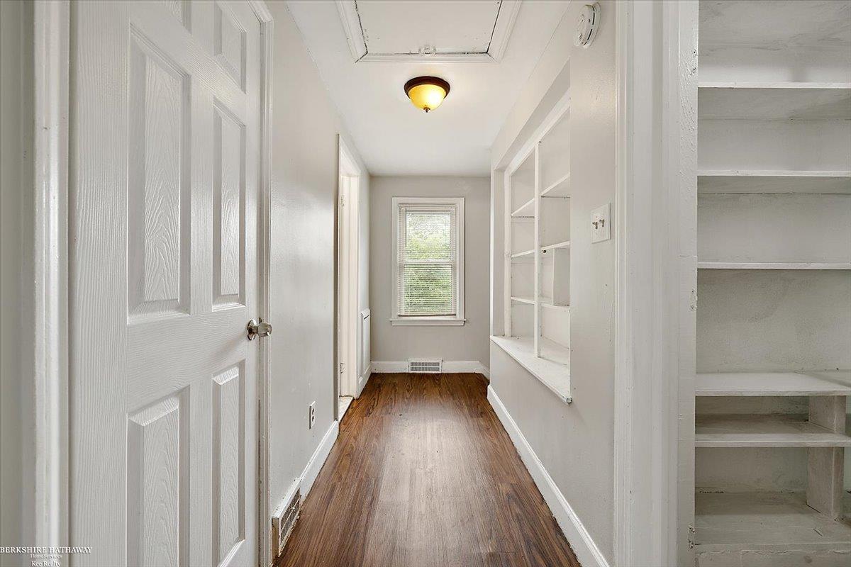 Detroit, Michigan 48224, United States, 3 Bedrooms Bedrooms, ,2 BathroomsBathrooms,Residential,Active,174156