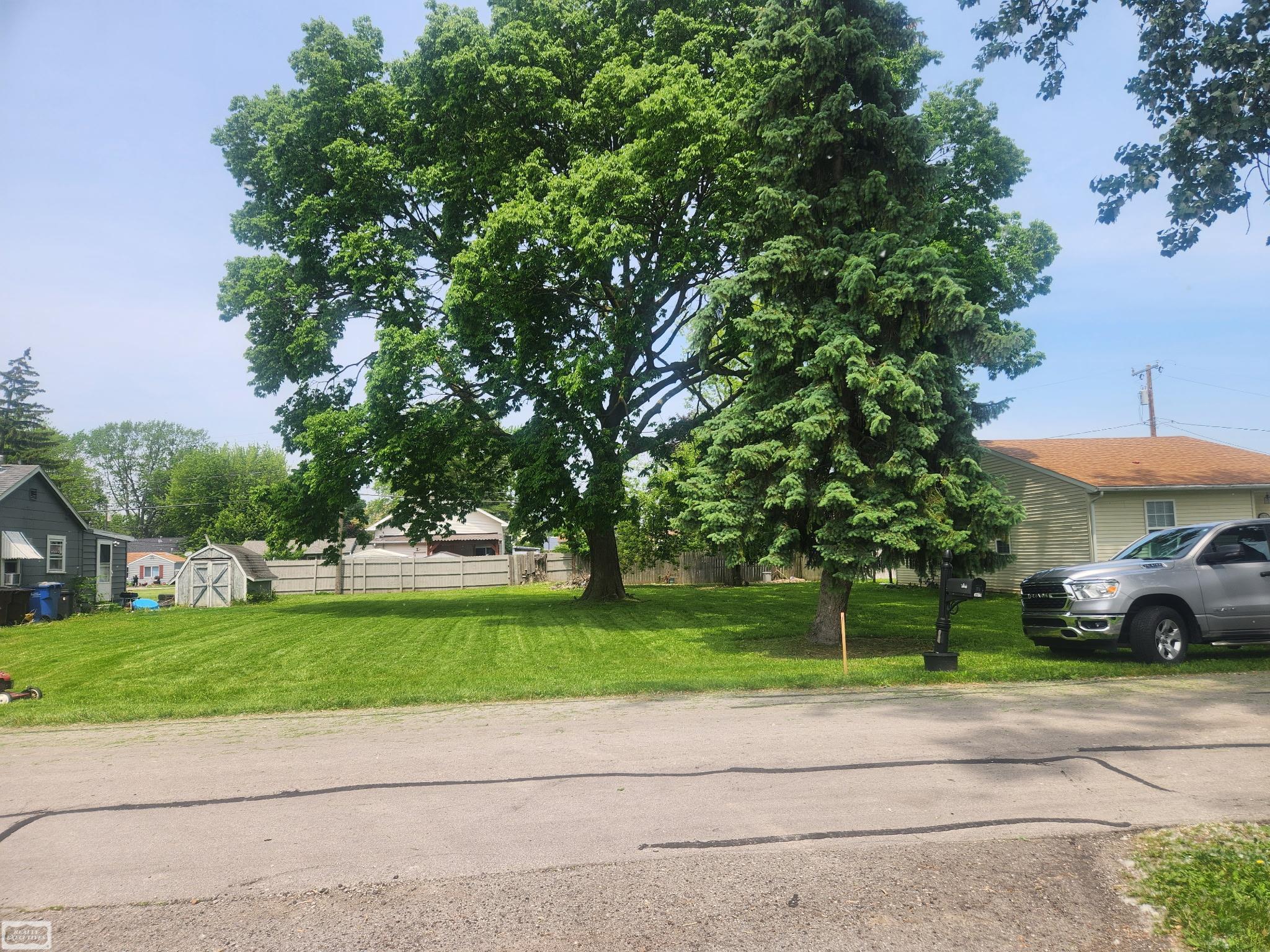 0 3rd Street