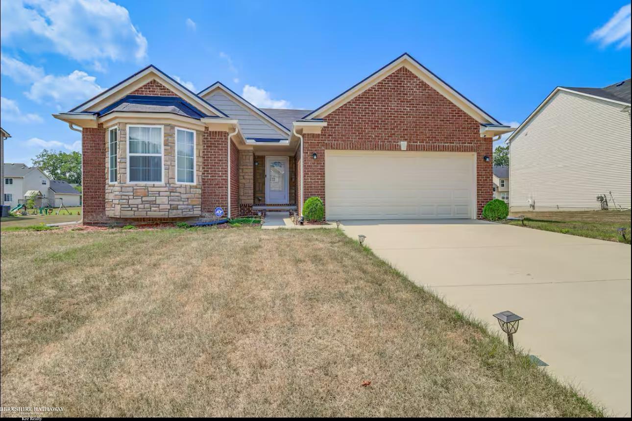 Romulus, Michigan 48174, United States, 3 Bedrooms Bedrooms, ,2 BathroomsBathrooms,Residential,Pending,137052