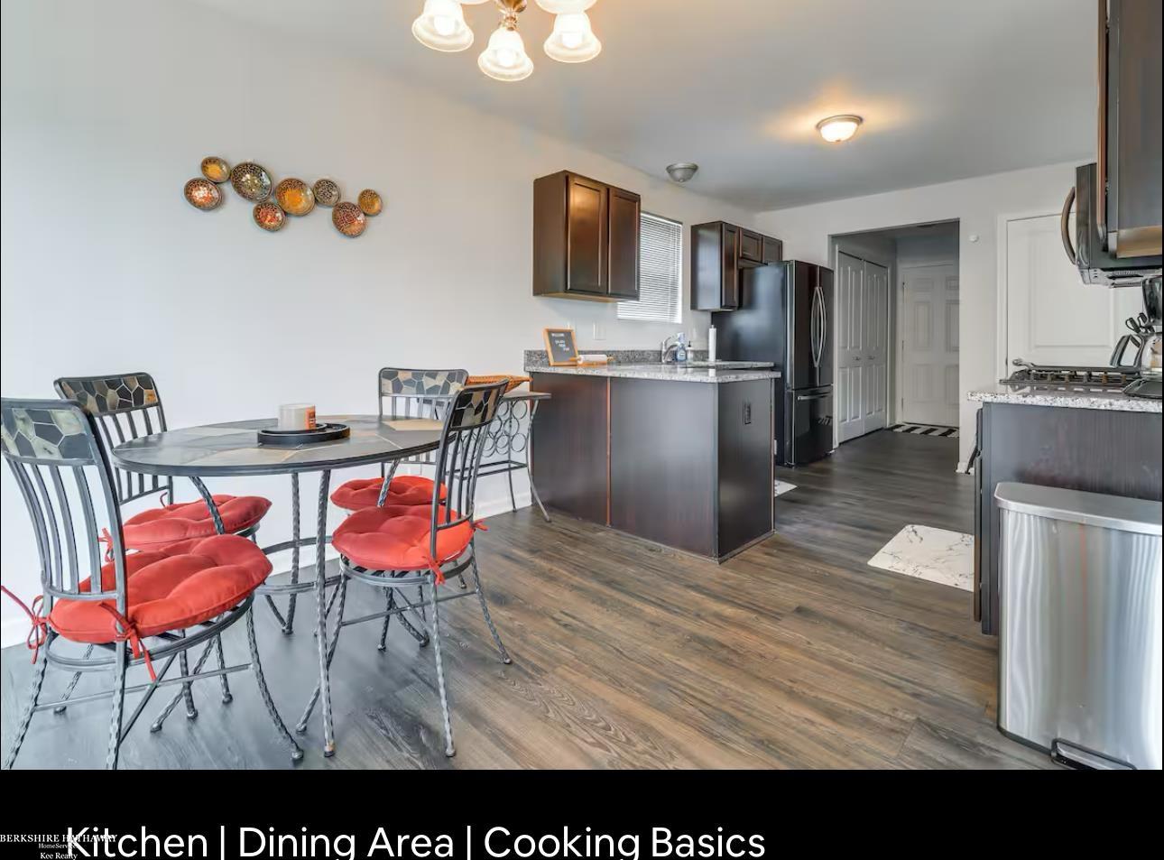 Romulus, Michigan 48174, United States, 3 Bedrooms Bedrooms, ,2 BathroomsBathrooms,Residential,Pending,137052