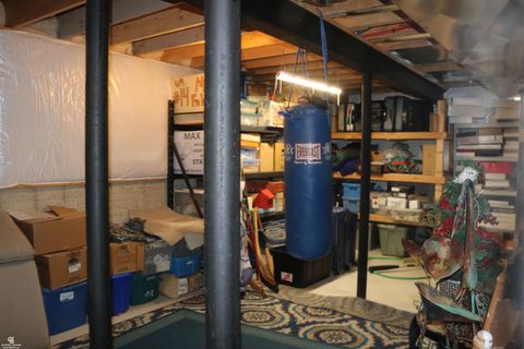 listing image 50