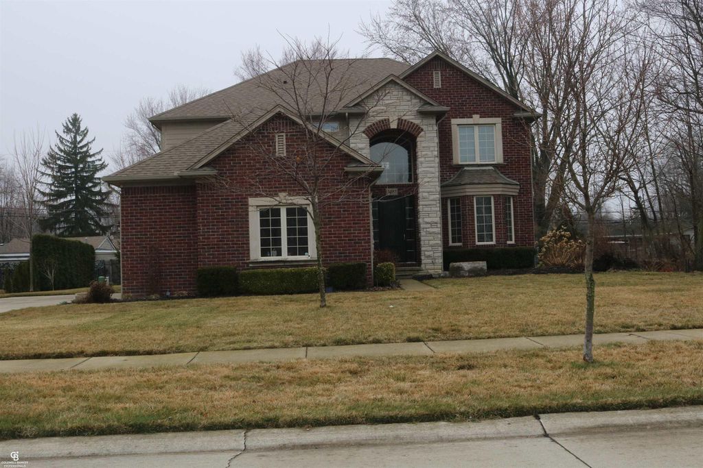 listing image 0