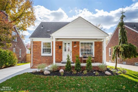 A home in Grosse Pointe Woods