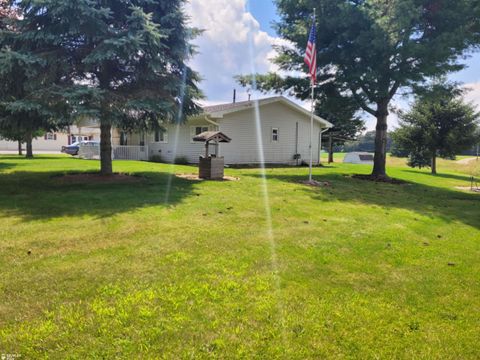 A home in Lapeer