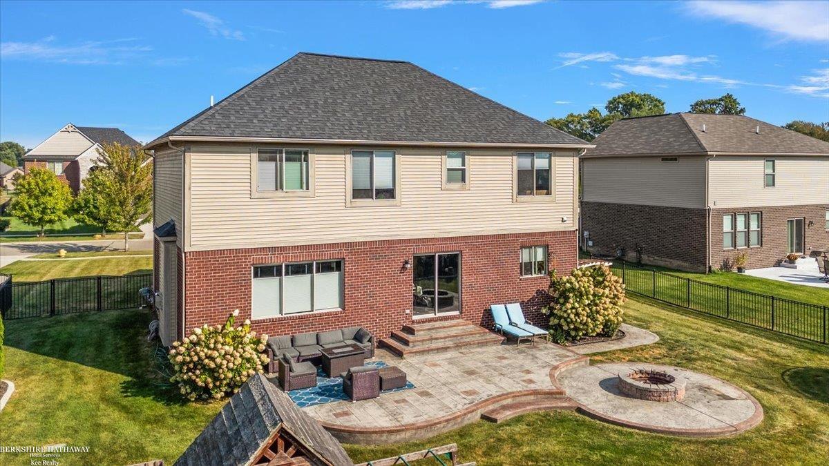 Harrison Twp, Michigan 48045, United States, 4 Bedrooms Bedrooms, ,3 BathroomsBathrooms,Residential,Active,213699