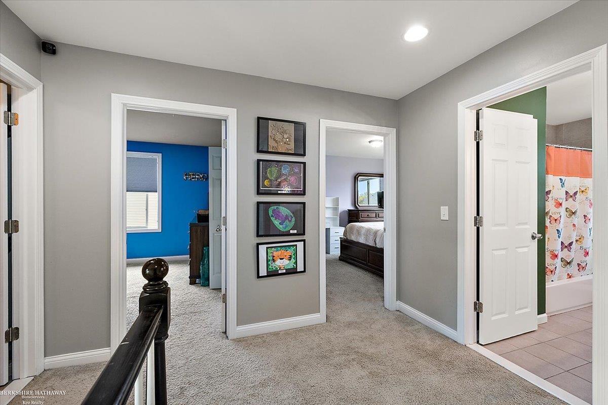 Harrison Twp, Michigan 48045, United States, 4 Bedrooms Bedrooms, ,3 BathroomsBathrooms,Residential,Active,213699