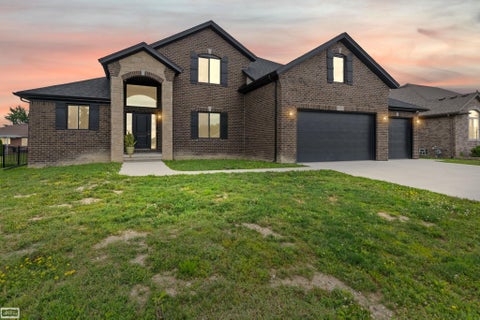 Photo of 53253 Sams Lane, Chesterfield Twp, MI 48047 (MLS # 50212825)