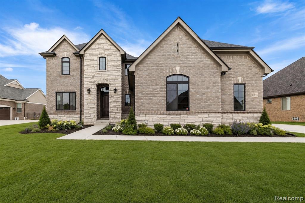 2166 Heidi Dr