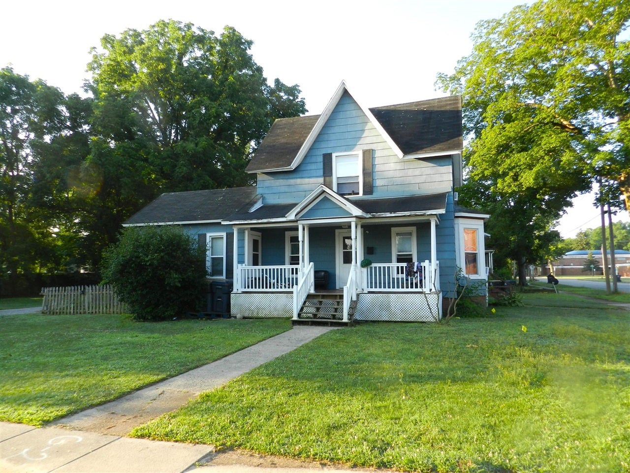 115 W Cass Street