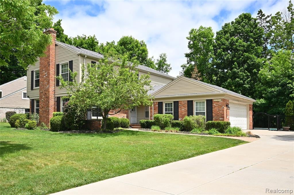 31310 Foxboro Way