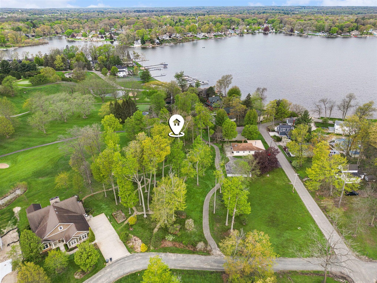 4874 Knoll Court