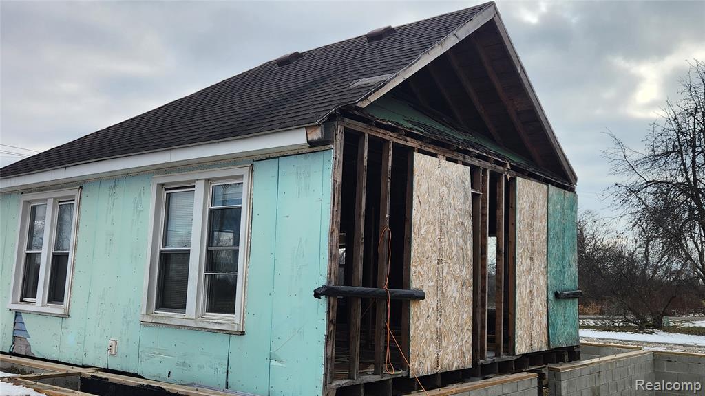 10781 Armstrong Road