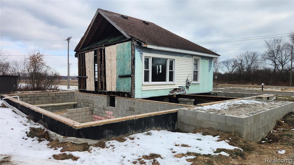 10781 Armstrong Road