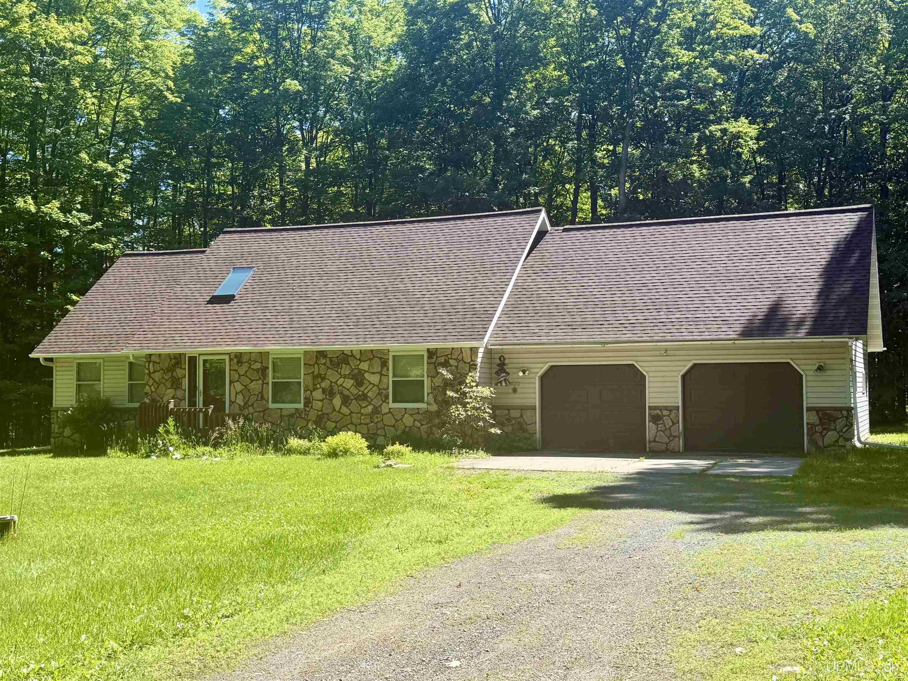 N3190 Woodland Drive