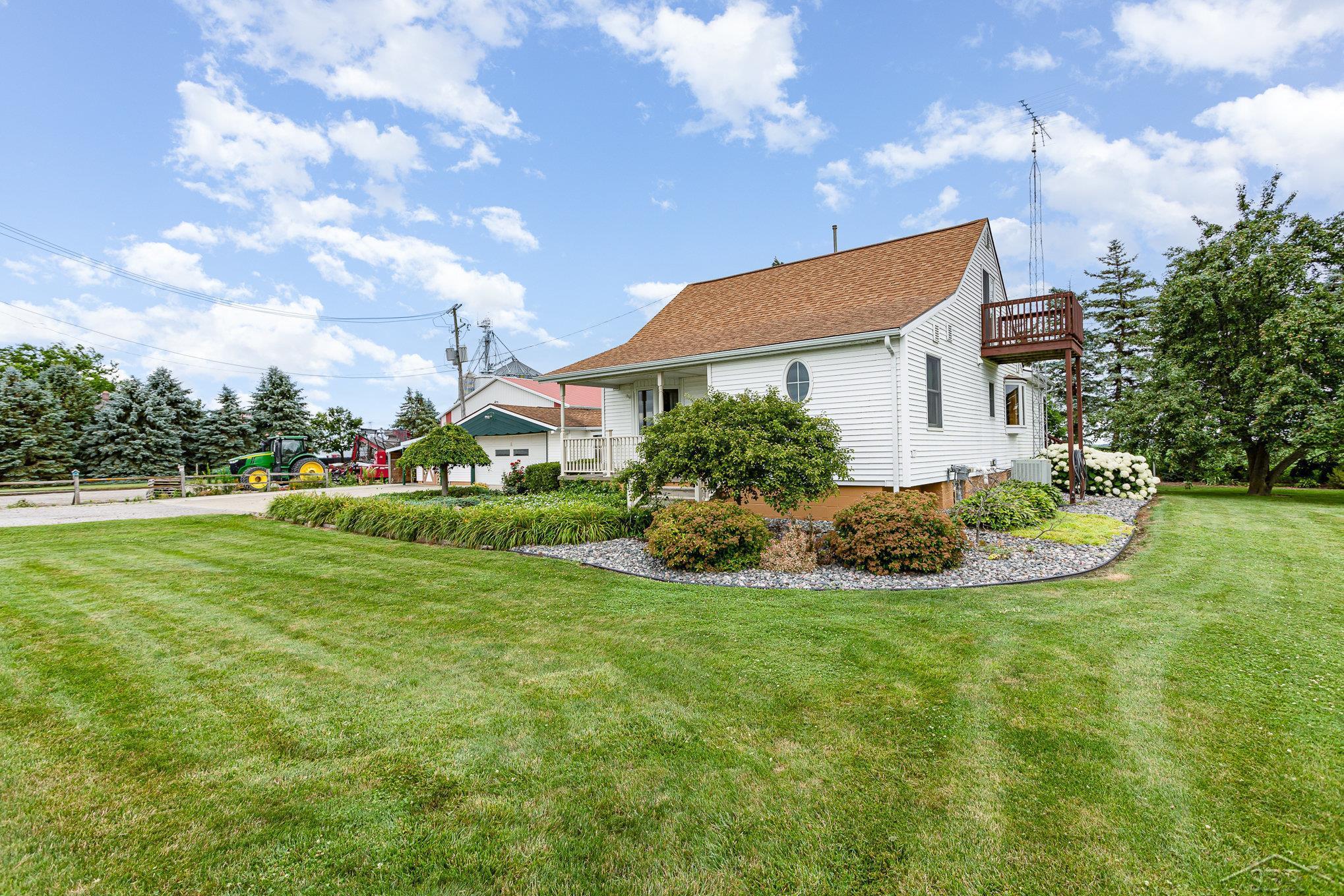 Saginaw, Michigan 48601, United States, 4 Bedrooms Bedrooms, ,2 BathroomsBathrooms,Residential,Active,211451