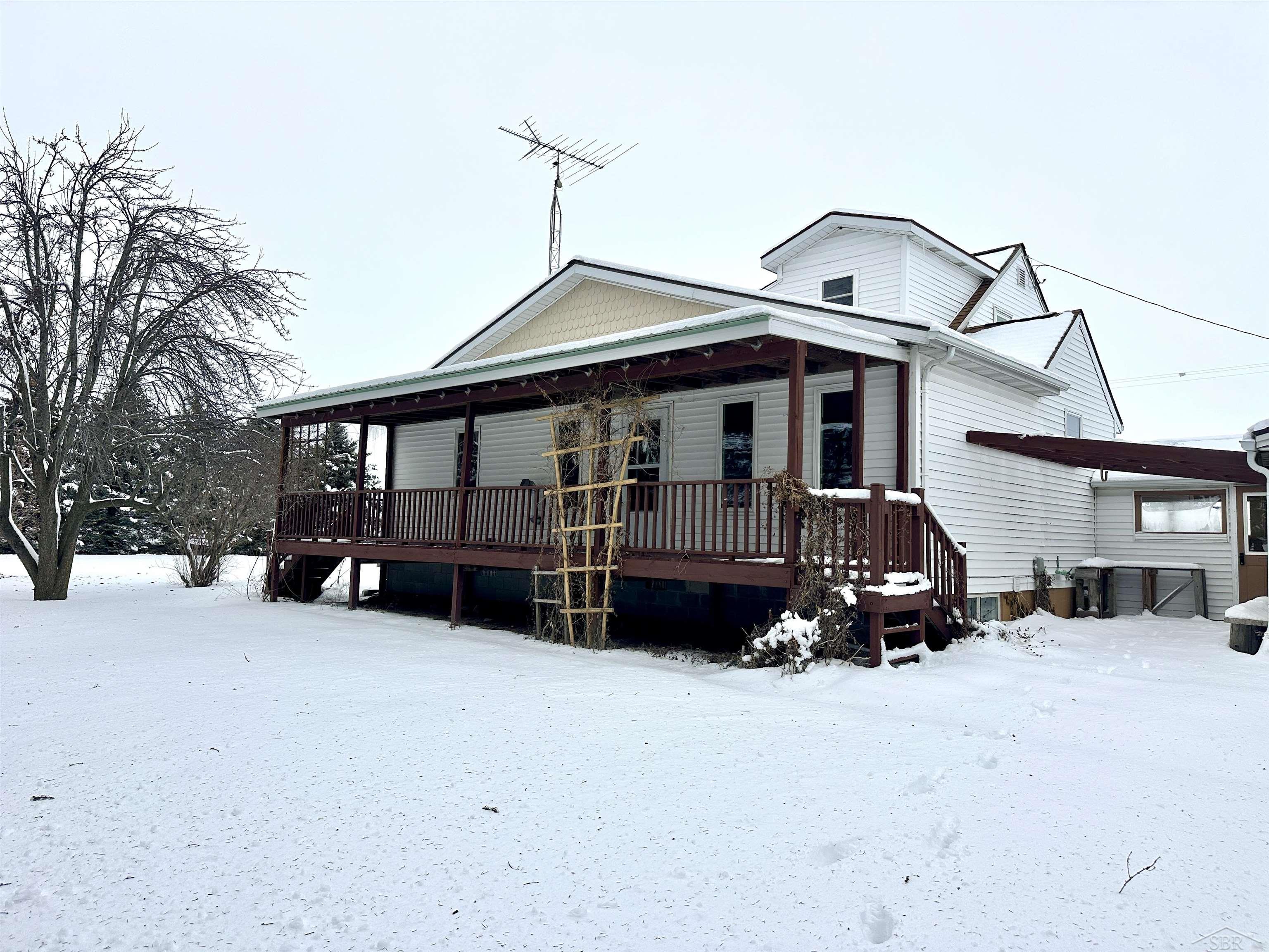 Saginaw, Michigan 48601, United States, 4 Bedrooms Bedrooms, ,2 BathroomsBathrooms,Residential,Active,211451