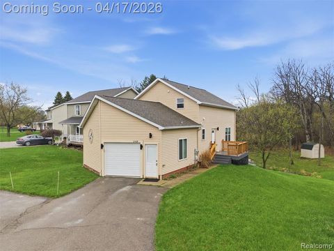 Photo of 2428 Fisher Road, Howell, MI 48855 (MLS # 60984628)