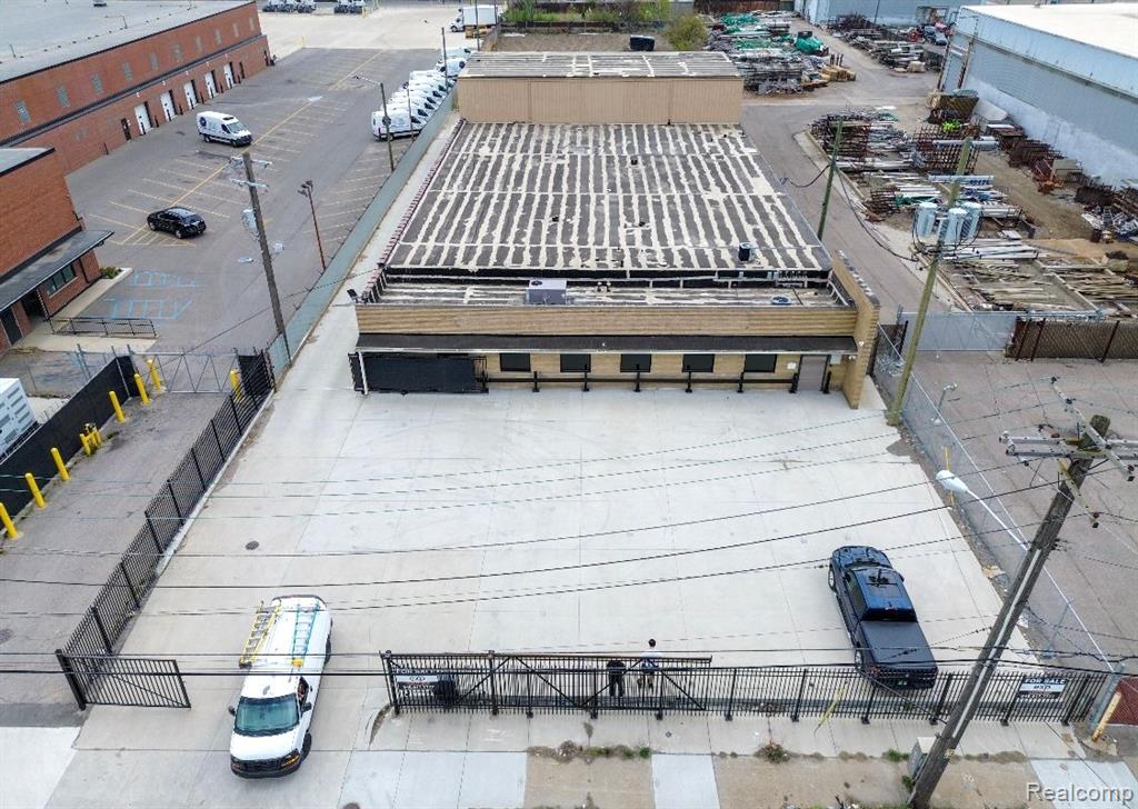 Properties Available 1 - 1 14050 OAKLAND Street