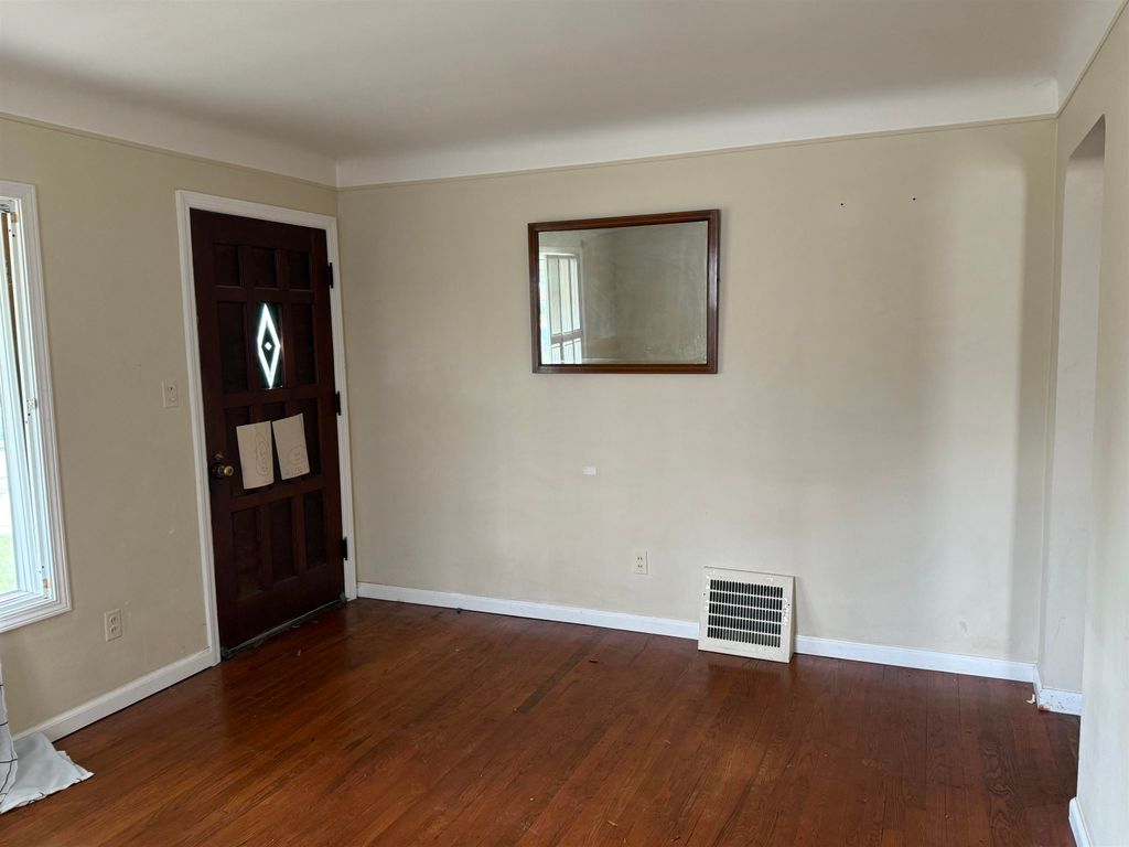 Photo of 3350 Croissant Street, Dearborn, MI 48124 (MLS # 50206973)